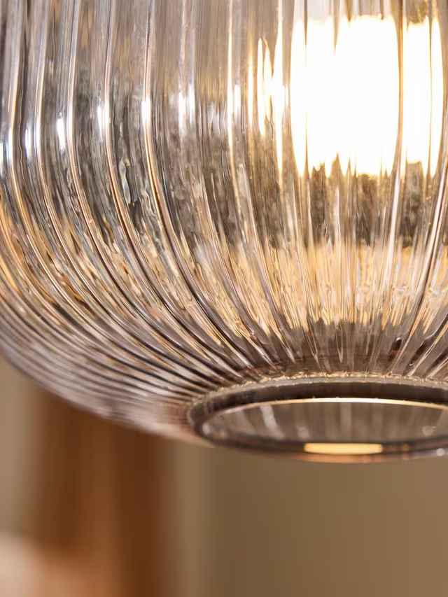 Plafonnier Verre Vintage : Authenticité Rétro Et Cachet Unique