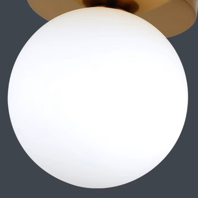 Plafonnier Boule En Verre : Transparence Et Délicatesse Lumineuse