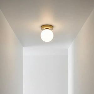 Plafonnier Boule En Verre : Transparence Et Délicatesse Lumineuse