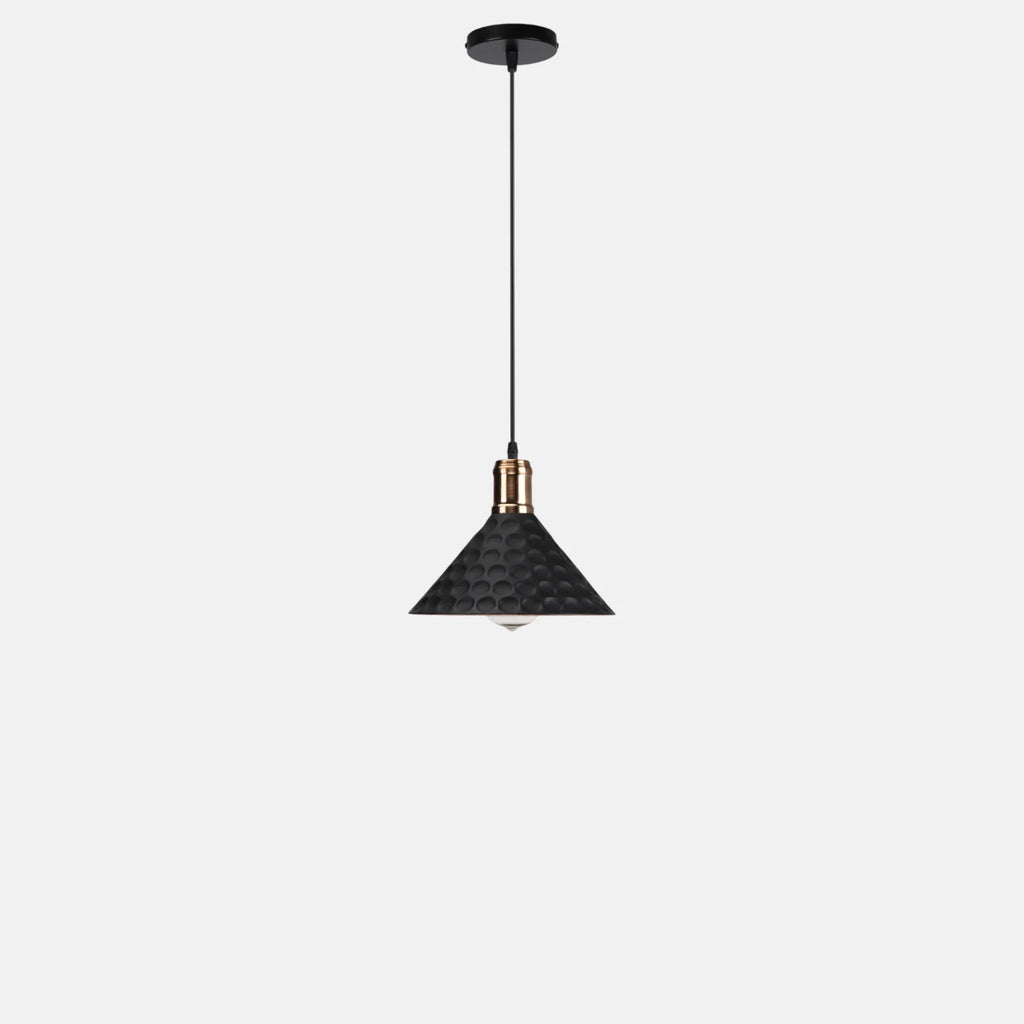 Plafonnier Industriel Bois Et Noir : Alliance Naturelle Élégante