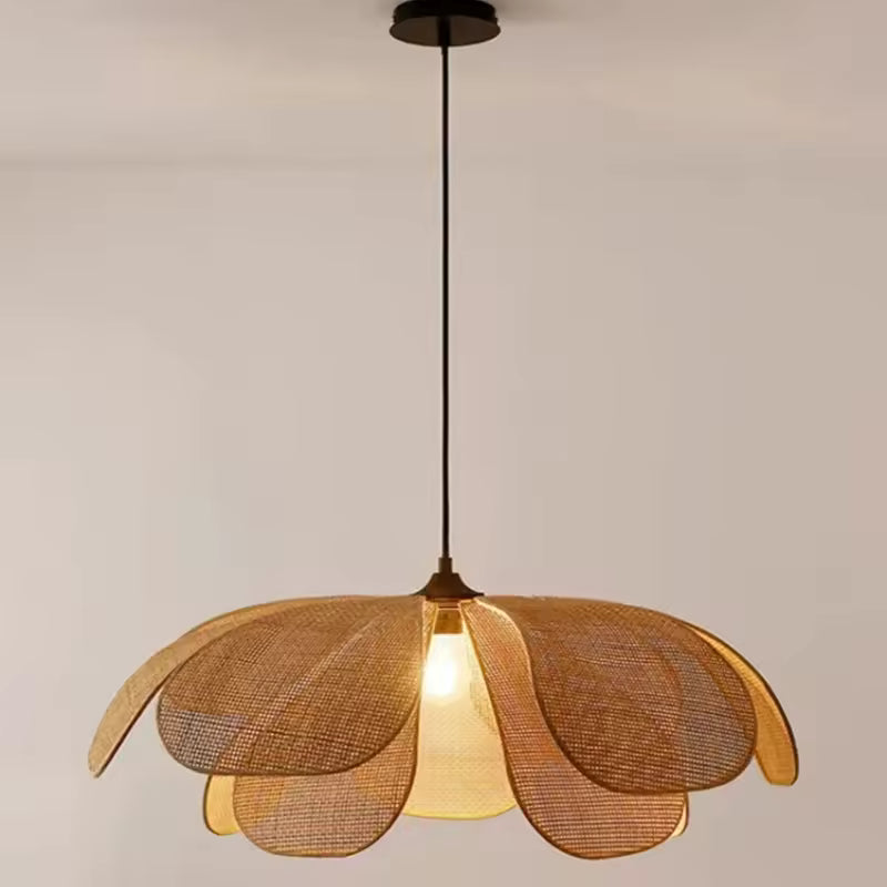 Plafonnier Pétale Rotin : Légèreté Végétale Et Design Poétique